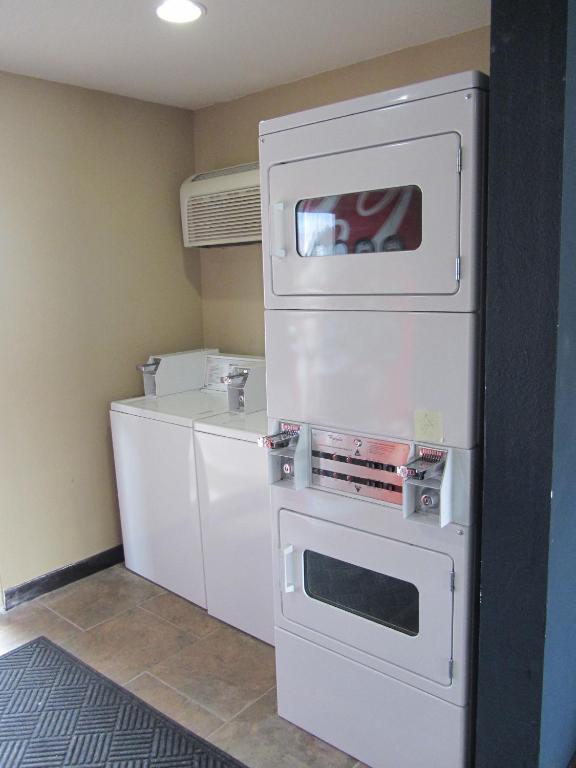 Howard Johnson By Wyndham Odessa Tx エクステリア 写真