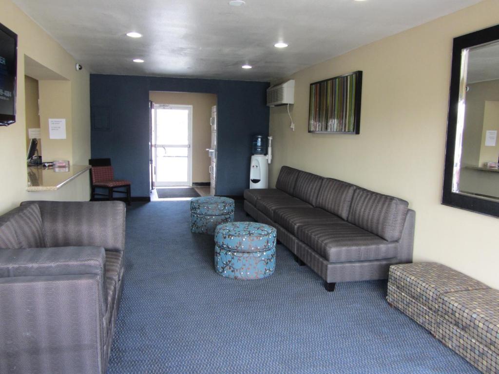 Howard Johnson By Wyndham Odessa Tx エクステリア 写真