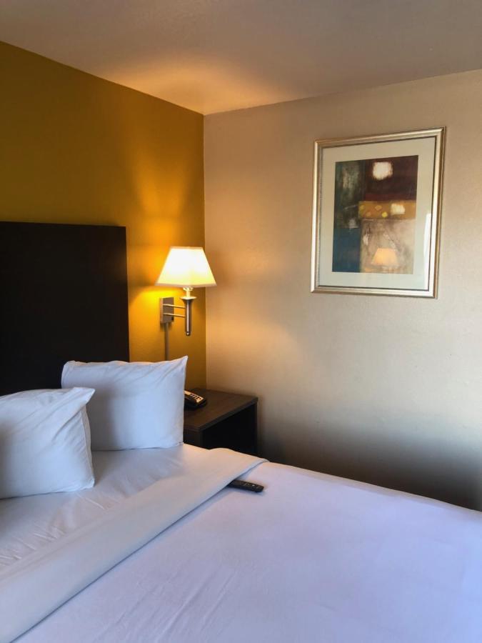 Howard Johnson By Wyndham Odessa Tx エクステリア 写真