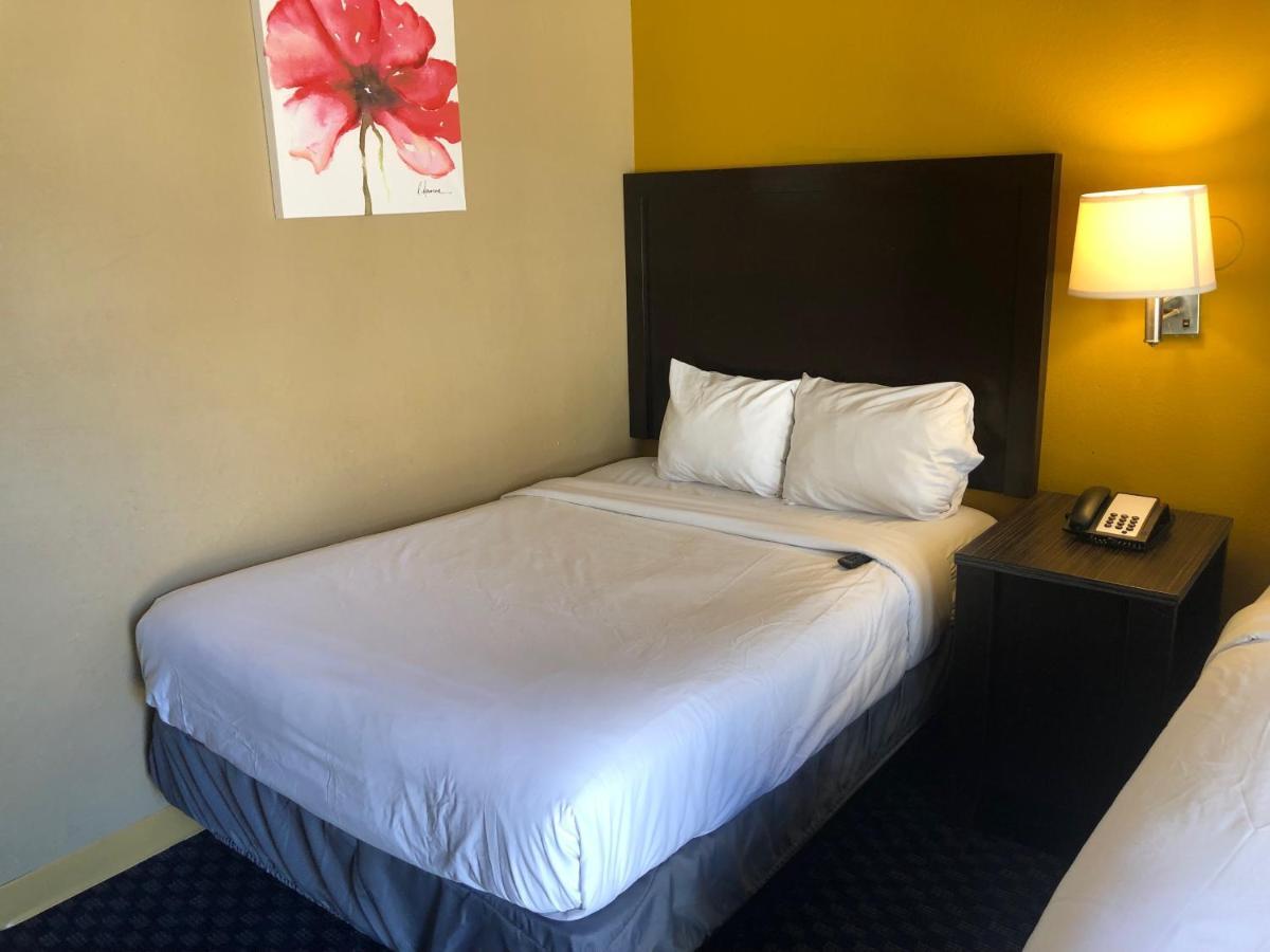 Howard Johnson By Wyndham Odessa Tx エクステリア 写真